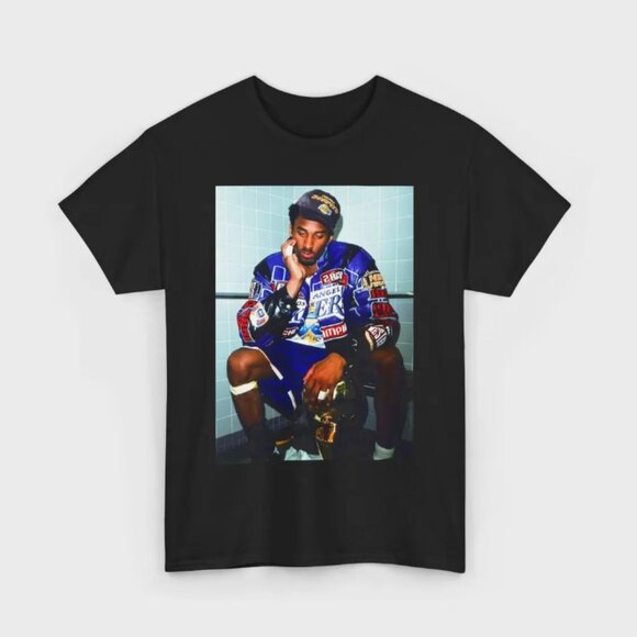 Kobe Bryant 2001 NBA Finals Championship T-Shirt, Black Mamba Vintage T-shirt - Picture 3 of 3